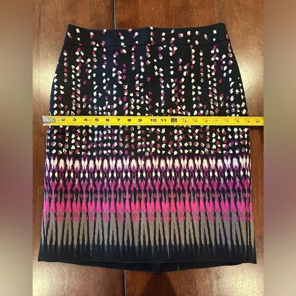 Ann Taylor skirt  - Picture 5 of 7